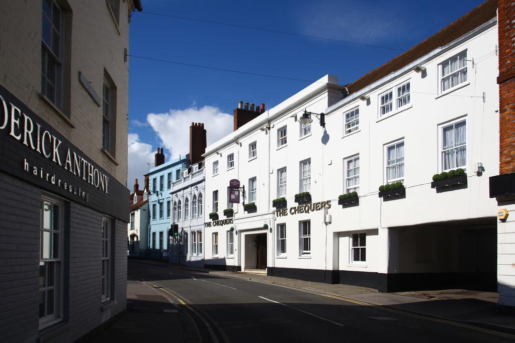 The Chequers 4* Newbury (Berkshire)